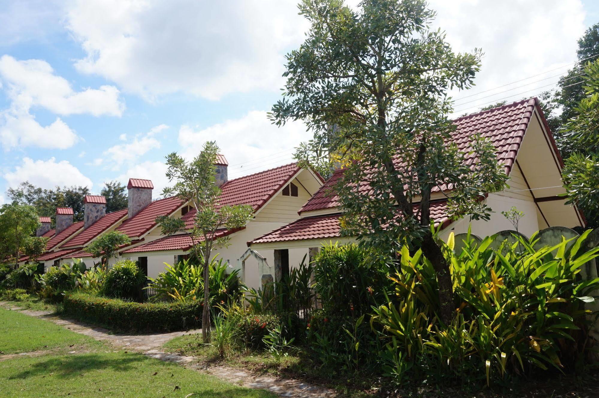 Ratchapreuk Resort Kalasin Zewnętrze zdjęcie